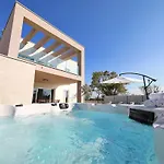 North * Zaton (Zadar)
