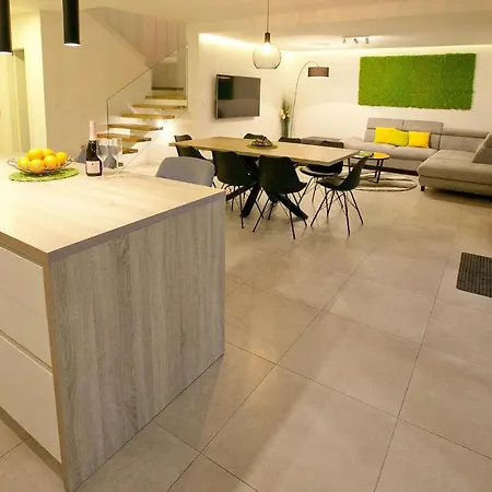 Ferienhaus North Zaton (Zadar)